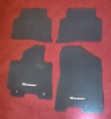 Hyundai Tucson Floor mats OEM 2016-2021 Foto 1 de 3