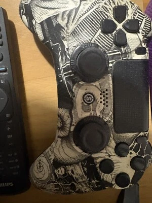 scuf Impact ps4 Con Tasti Magnetici E Accessori - Image 1 of 2