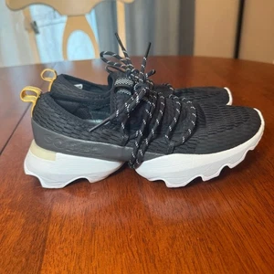 Sorel Kinetic Impact Lace Sneaker Tennisschuhe schwarz weiß Größe 6,5 - Bild 1 von 9