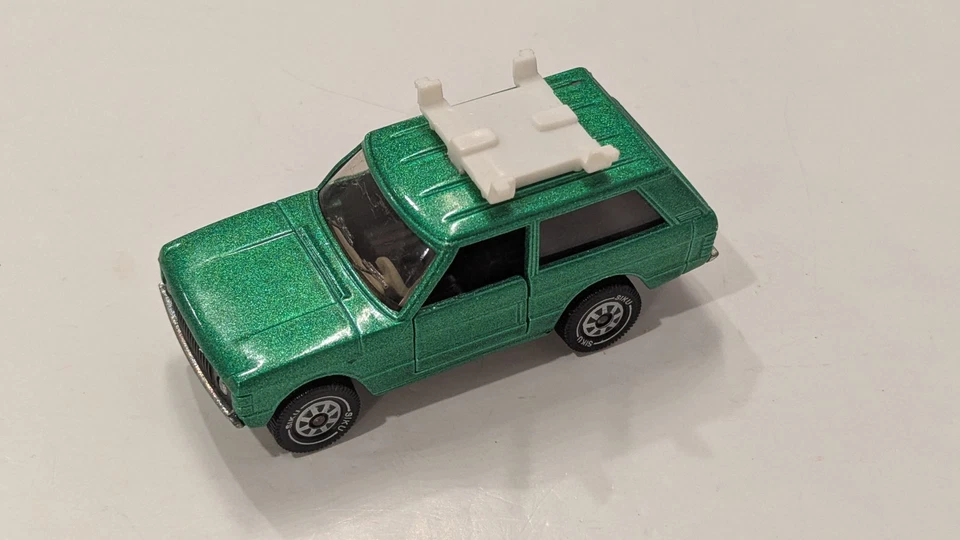 A30 1:60 1338 RANGE ROVER METALLIC GREEN - Image 1 of 4