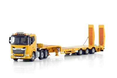 WSI MODELS DAF XF SL 6X2 TWIN STEER + 3 AXLE SEMI LOW LOADER YELLOW 04-2206 - Image 1 of 4