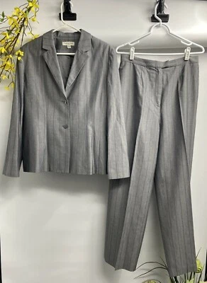 Traje Pantalón Amanda Smith Mujer Carrera Gris Rayas Poliéster 2 Piezas Talla 12 Usado en Excelente Condición Foto 1 de 4