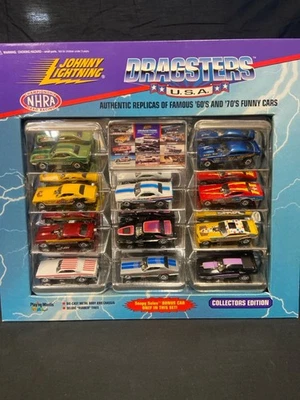 JOHNNY LIGHTNING CAR COLLECTION (B26002822) - Image 1 of 4