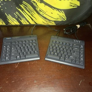 Kinesis Freestyle2 KB800PBUS Ergonomic Wired Keyboard - Picture 1 of 9