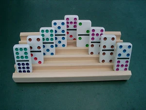 VIER DOMINO FLIESENHALTER MIT JE 5 SCHRÄGEN REIHEN 'MEXIKANISCHER ZUG' 'DOMINO' - Bild 1 von 5