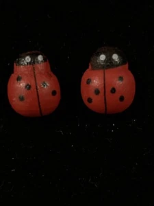 Wooden Ladybird Stud Earrings Ladybug - Picture 1 of 3
