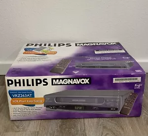 Philips Magnavox VRZ263AT21 VHS VCR Plus+ Reproductor Hi-Fi VCR - Imagen 1 de 6