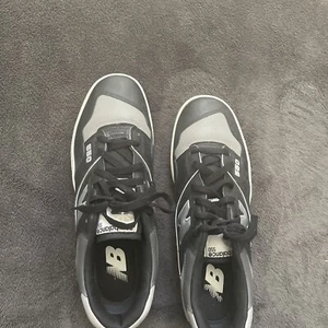 Size 11.5 - New Balance 550 Grey Black - Picture 1 of 7