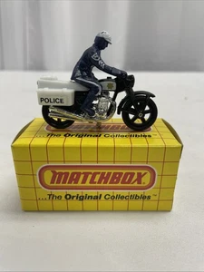 Matchbox Superfast MB33 Police Motorcycle & Rider - Picture 1 of 4