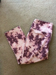 Eddie Bauer Women's ASTIR Hi-Rise Capris Color: CLARET (dk purplish red) Size:M  - Picture 1 of 5