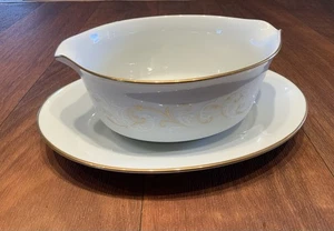 Noritake JAPÓN 6610 'Duetto' China *NUNCA USADO* Gravy Bowl con plato 8x3” - Imagen 1 de 8