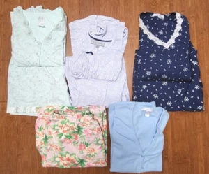 Lot of 8 Women's Pajama Tops & Bottoms Size M Multi-Color  Flower Purple Black - Picture 1 of 13