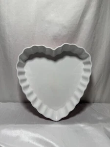 Heart Shaped Pink Baking Dish Wilton 2005 Pan Scalloped Edge Stoneware 10” - Picture 1 of 10