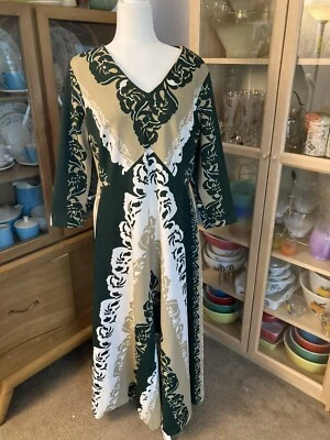 vintage 1970s maxi dress, Fits Like A Modern Size 16 - Image 1 of 2