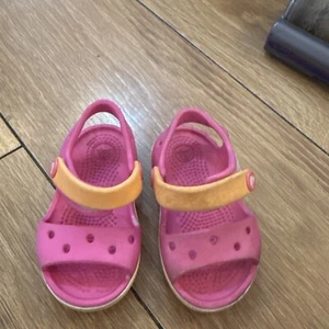baby girl crocs Pink Summer Shoes size C4 - Picture 1 of 4