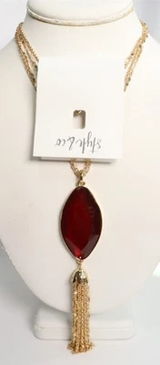 Collar Largo Colgante Borla Cristal Rojo Tono Dorado Style & Co $29.50 Nuevo Foto 1 de 3