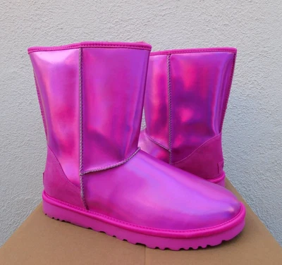 UGG CLASSIC SHORT IRIDESCENT PINK LEATHER/ WOOL BOOTS, WOMEN US 8/ EUR 39 ~NIB - Image 1 of 4