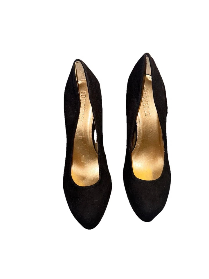 Zapatos de salón FOREVER 21 stilletto, talla 5,5 tacones punta cerrada negros suecos Foto 1 de 4