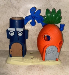 Bikini Bottom SpongeBob Squarepants Playset Pineapple Tiki House Incomplete - Picture 1 of 4