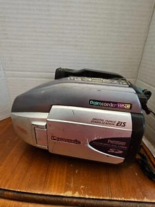 Panasonic VHS EIS Palmcorder VHSC Digital Zoom No Battery PV-L672D For Parts - Picture 1 of 3