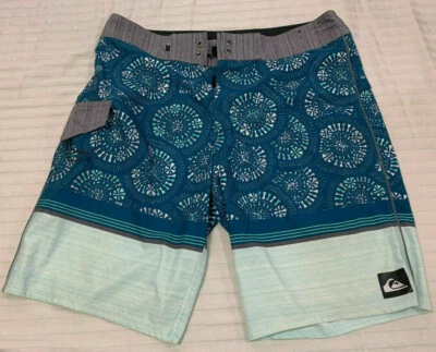 SHORTS DE BAÑO QUIKSILVER PARA HOMBRE TALLA 30 Foto 1 de 4