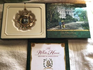 2005 THE WHITE HOUSE CHRISTMAS ORNAMENT THE SOUTH FACADE NEW - Picture 1 of 7