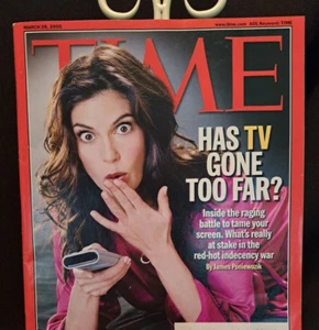 TIME Magazine  March 28, 2005 TERI HATCHER Free Shipping - Picture 1 of 3