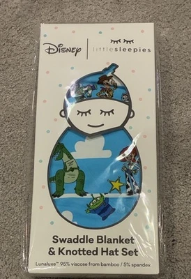 Juego de manta y sombrero Little Sleepies Disney Pixar Toy Story Adventures nuevo en caja Foto 1 de 3