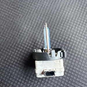 PHILIPS D1S XENON HID LIGHT BULB 9285141294 GENUINE OEM HEADLIGHT HEADLAMP - Picture 1 of 4