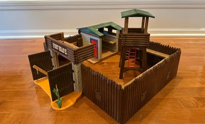 Playmobil Fort Brave Western Set #5245 (Retired/Vintage) - Image 1 of 4