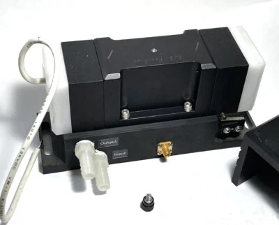 ¿Coherente? Módulo de ganancia de ladrillo láser YAG varilla grande de 7 mm de ancho Foto 1 de 4