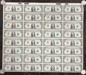 UNCUT SHEET of 1981 One Dollar Federal Reserve Notes 32x $1 RARE #77469 - Picture 1 of 2