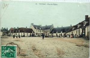 VOUSSAC 03 cpa Place de L'Eglise - Picture 1 of 2