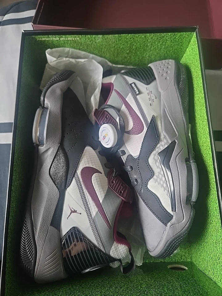 Talla 11 - Paris Saint-Germain x Jordan Zoom '92 Burdeos Foto 1 de 4