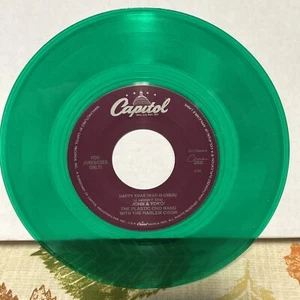 John Lennon Happy Xmas War is Over Jukebox Only 1990's NM+ NEW 45 Green 7" Vinyl - Picture 1 of 3