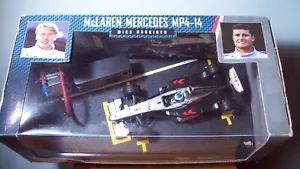 1/24 HOT WHEELS 24522 MCLAREN MP4/14 CAMPIONE DEL MONDO 1999 PITSTOP MIKA HAKKINEN - Foto 1 di 7