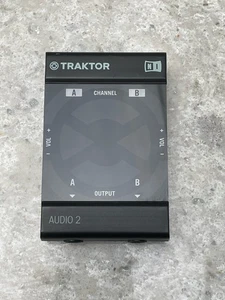 *RARO* Tarjeta de sonido Native Instruments Traktor Audio 2/Pro DJ - funcionando - Imagen 1 de 2