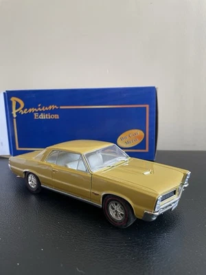 WELLY 1:26 1966 PONTIAC GTO AMERICAN MINT DIE CAST CAR ORIGINAL BOX - Image 1 of 4