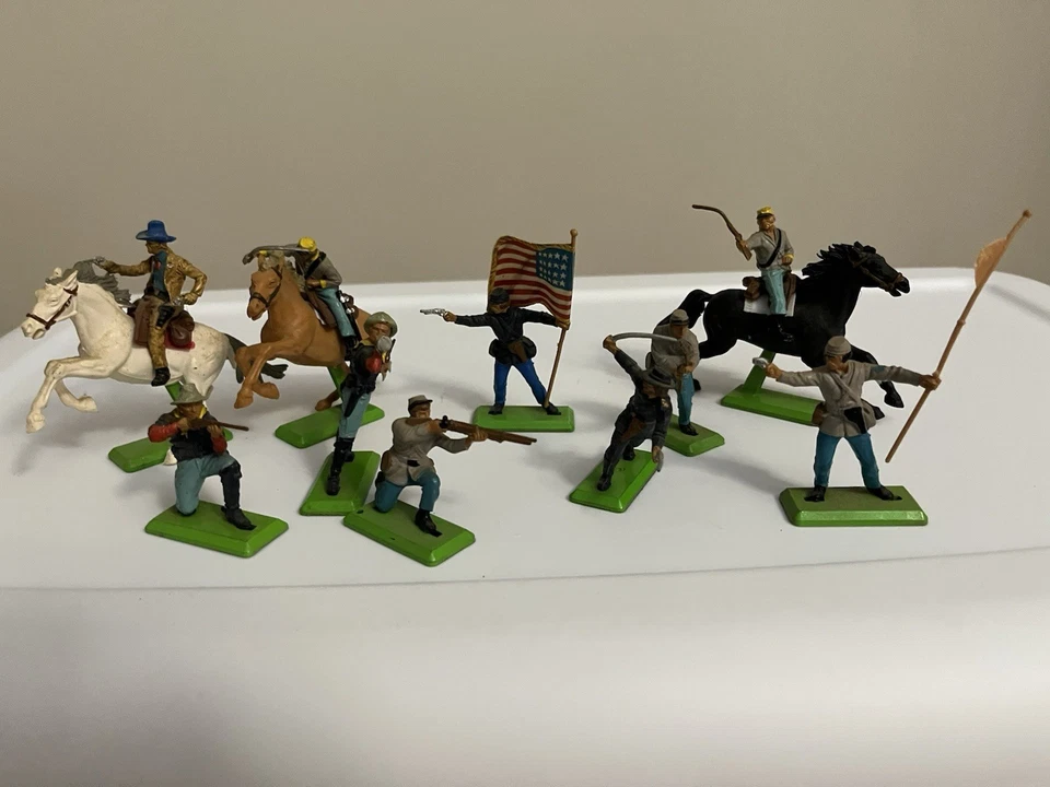 Lote De Colección De 10 Britains LTD Detalle Juguete Soldado Guerra Civil de Estados Unidos Unión Con Bandera Foto 1 de 4