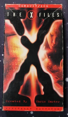 The X-Files : Conduit / Ice (VHS) David Duchovny, Gillian Anderson - Image 1 of 4
