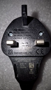 Original Genuine Nokia ACP-12X UK Wall Charger 3.5mm Pin 1100 2300 3310 3510 - Picture 1 of 4