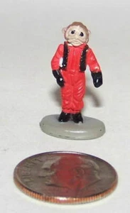 Very Small Micro Machine Plastic Bendable Star Wars figure of an ET Rebel Pilot - Picture 1 of 2