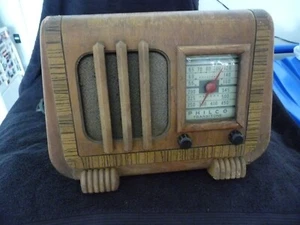 PHILCO PT-49 TRANSITONE WOOD TUBE TABLE RADIO- "THE HARP" *WORKING* - Picture 1 of 22