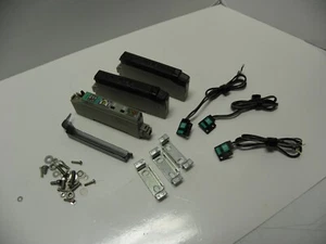 SUNX Switch Amp SU-TPJ With SH-22 and mount hardware Set of 3 - Picture 1 of 4