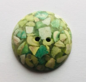 1 x Knopf Knöpfe 30 mm Mosaik Zierknopf Riesenknopf 2 Loch Grün - Bild 1 von 2