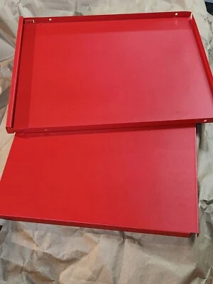 (2 unidades) Estantes rojos EQUIPTO para caja de herramientas 22 pulgadas ancho total 18 pulgadas profundidad total Foto 1 de 3