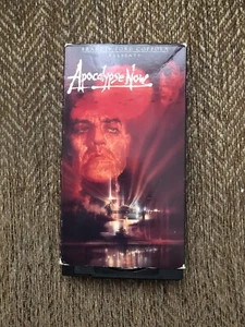 Apocalypse Now (VHS, 1992) Marlon Brando, Martin Sheen, Robert Duvall - Bild 1 von 2