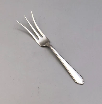 Tenedor de limón William & Mary by Lunt de plata de ley de 3 dientes 4 7/8" Foto 1 de 3