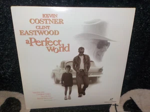 A Perfect World Widescreen Laserdisc LD Kevin Costner Clint Eastwood FreeShip$50 - Bild 1 von 2