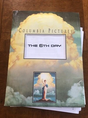 KIT DE PRENSA COMPLETO DEL SEXTO DÍA DIAPOSITIVAS, FOTOS Y POSTALES - Shwartzenegger Foto 1 de 4